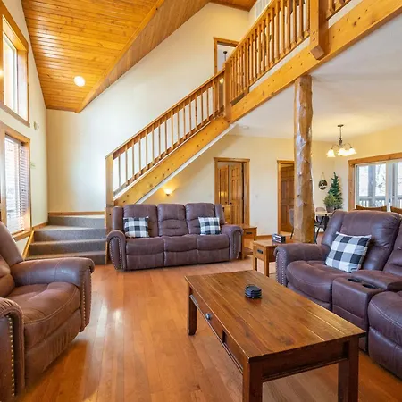 Forest Heights Lodge - 6Br - Pool Table - Near Silver Dollar City - Free Tickets Included